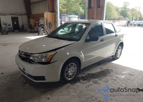 2010 Ford Focus Se z USA, uszkodzony, nr VIN 1FAHP3FN3AW123587